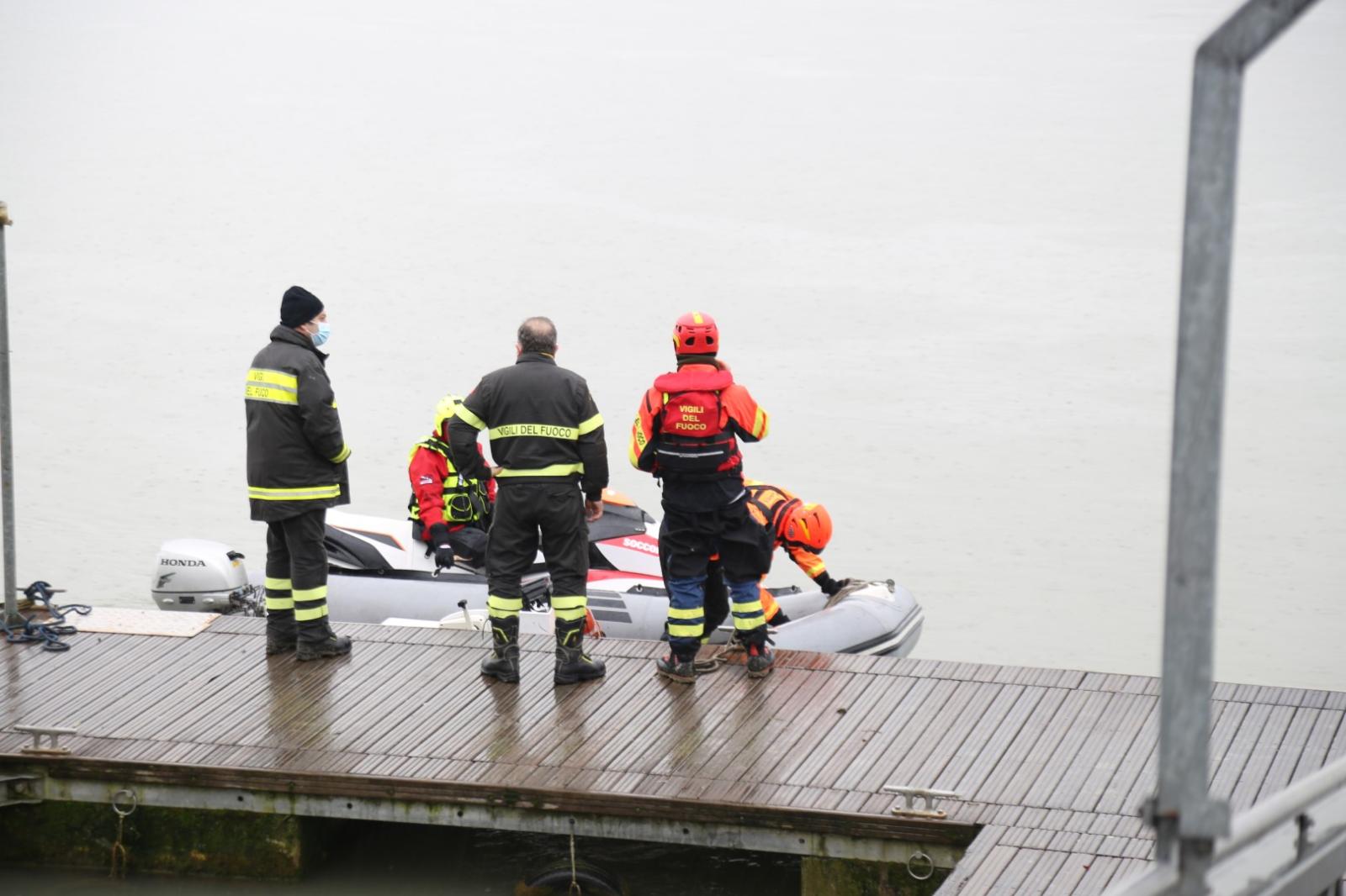 Cadavere nel fango, difficile il recupero