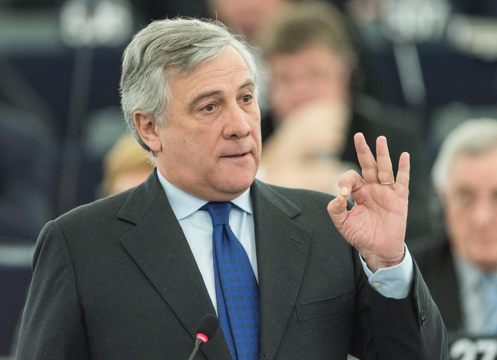Domani arriva Tajani