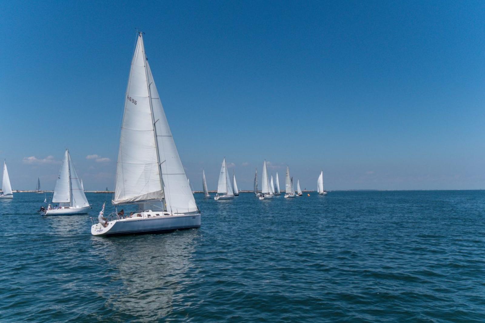 Vele spiegate, c'&egrave; la Chioggia - Albarella