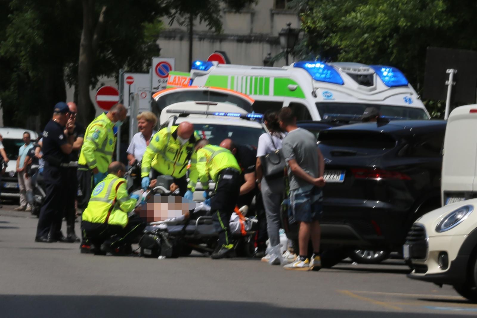 Schianto moto-auto: muore un centauro