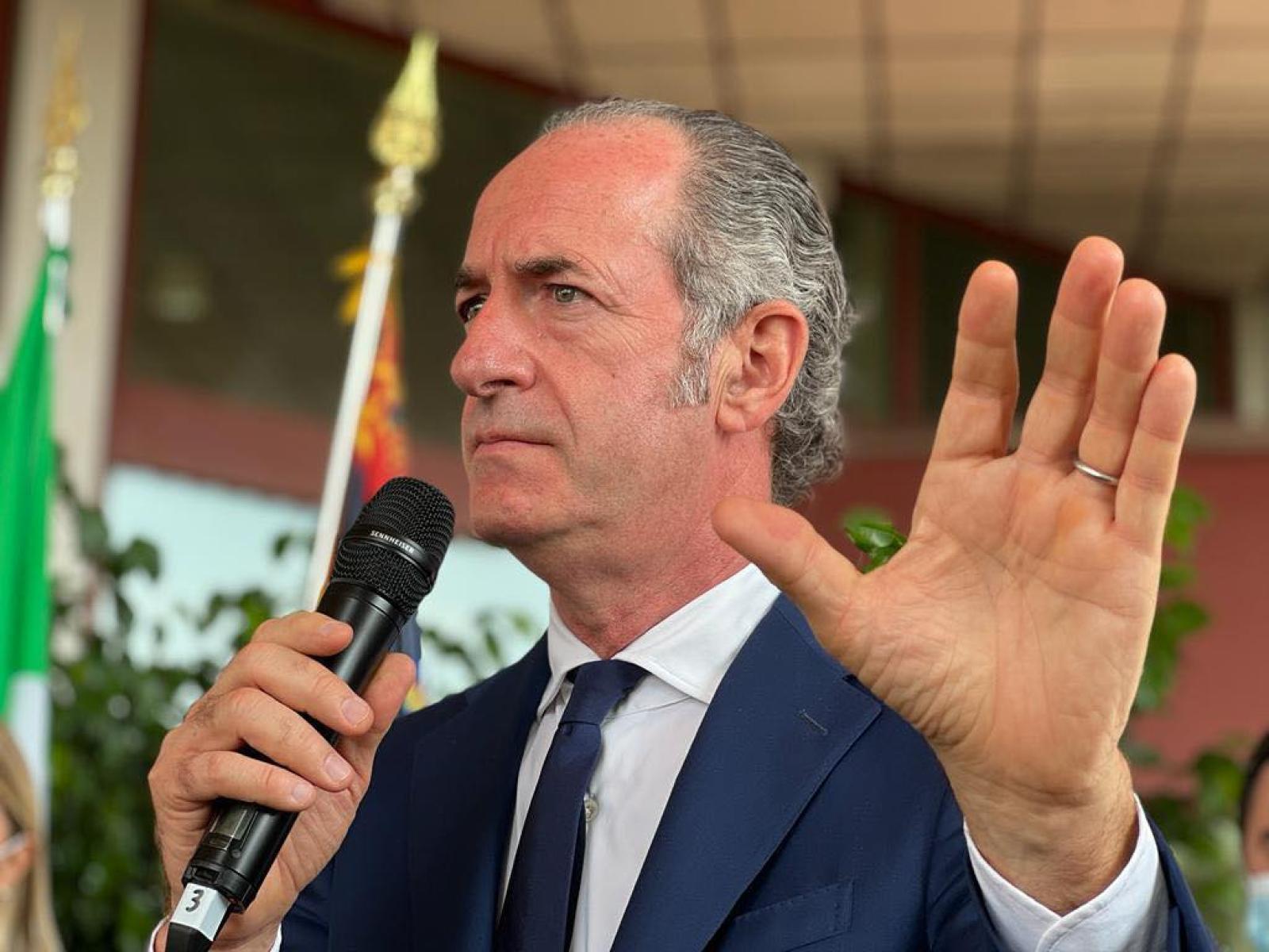 I complimenti di Zaia per il nostro diario distribuito agli alunni