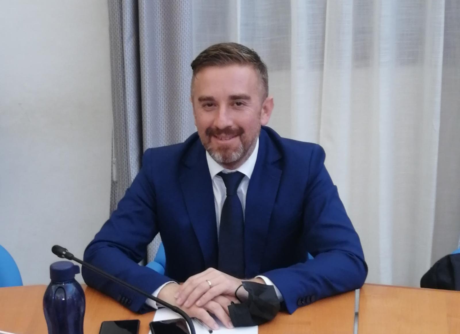 "Al Bilancio non serve un ragioniere ma un politico"