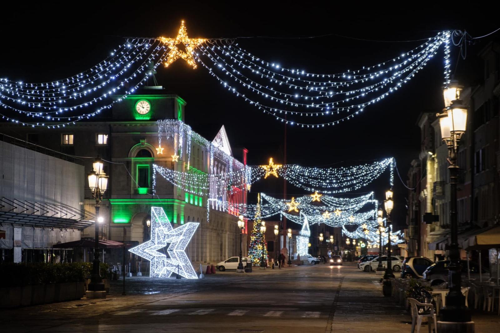 Sar&agrave; comunque un Natale di luci