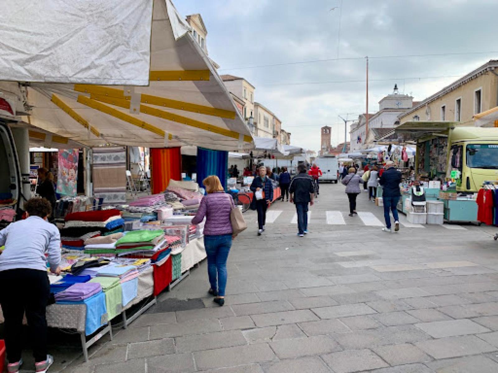 Il mercato rester&agrave; in emergenza altri tre mesi