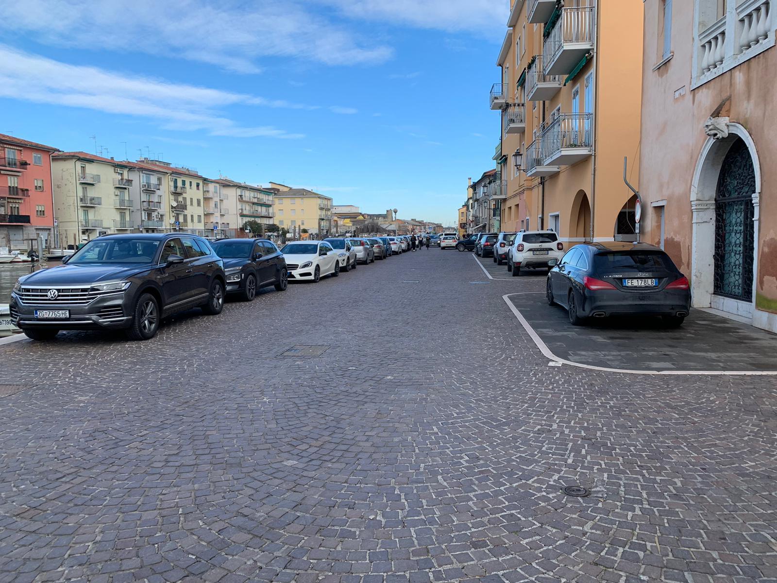 Mercato del gioved&igrave;, fioccano le multe per divieto di sosta