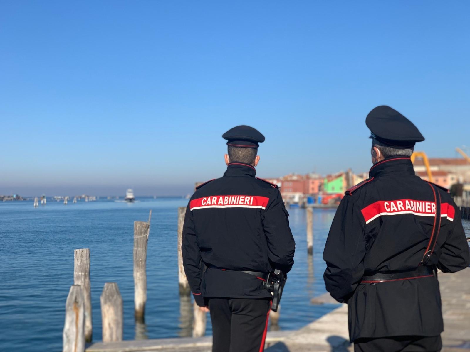 Carabinieri, controlli del green pass: scattano le sanzioni