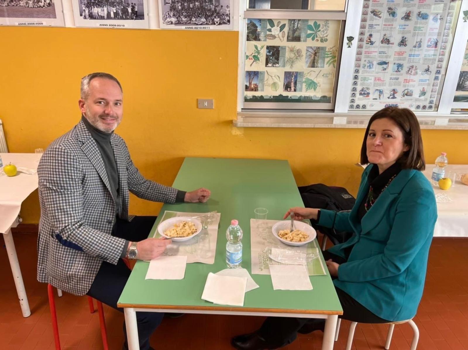 "Alla mensa porzioni ottime e pietanze di qualit&agrave;"