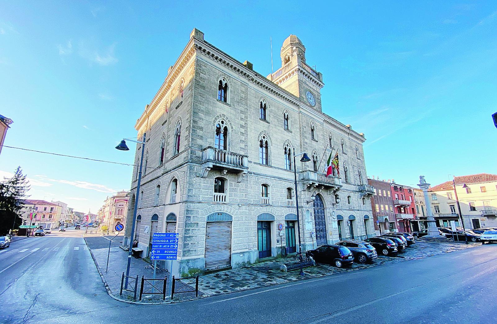 Aumento delle indennit&agrave; pagato da Roma