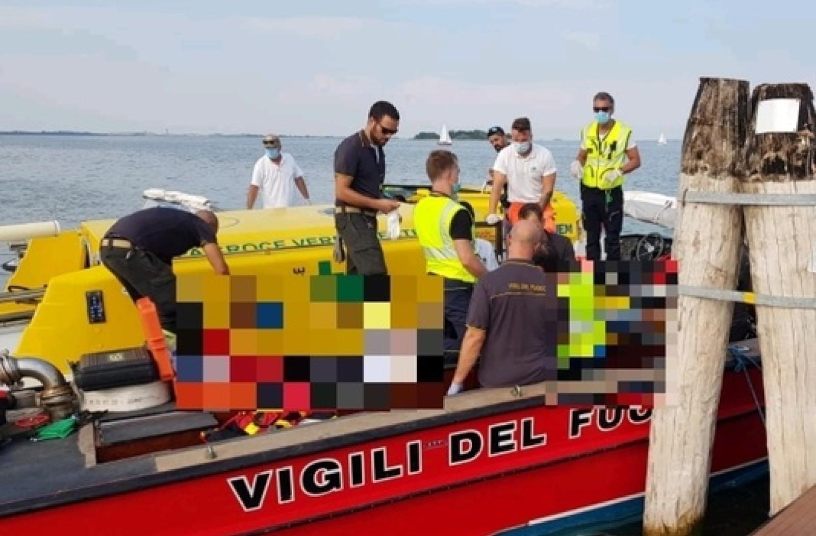 Si schianta col barchino su una briccola: &egrave; grave