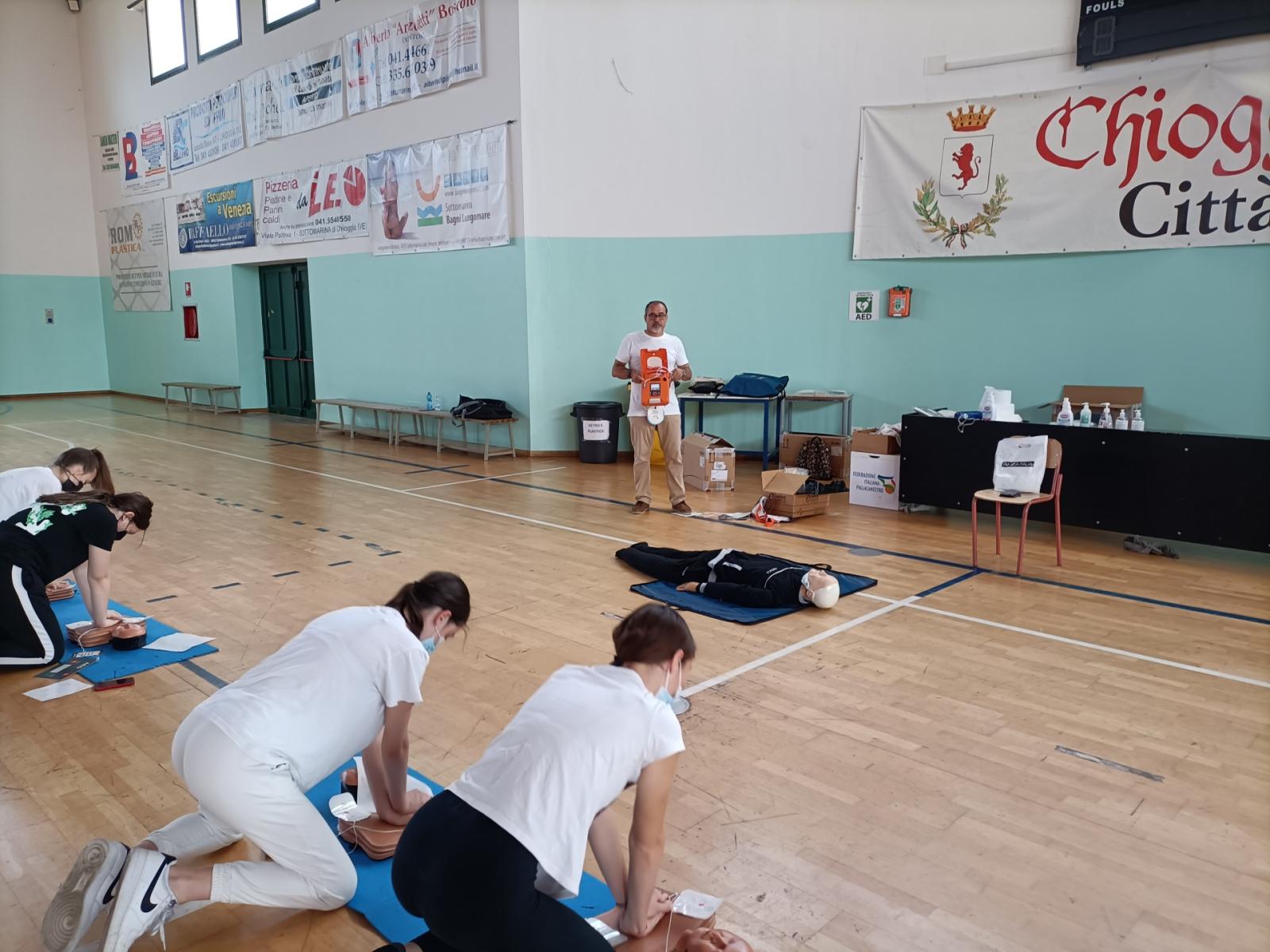 A scuola di rianimazione con Cuore per amico