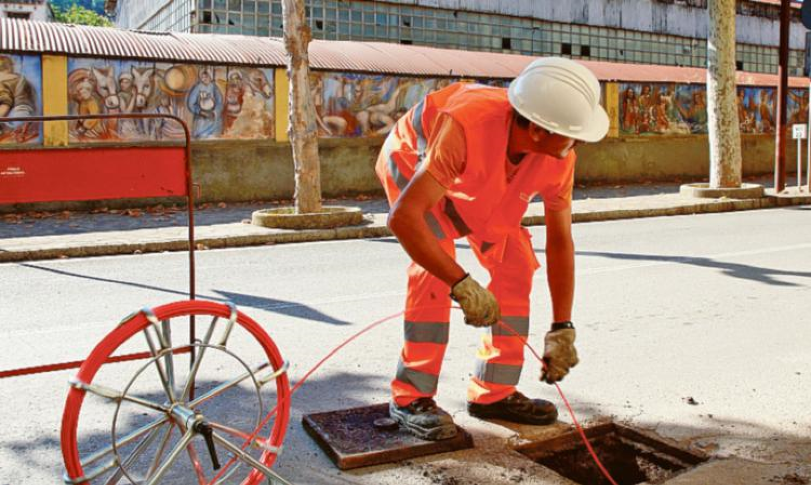 Strade gruviera con la fibra ottica