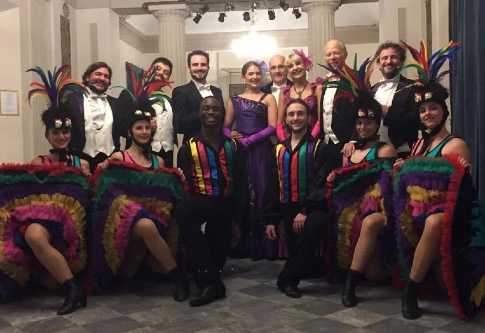 &ldquo;La vedova allegra&rdquo; in piazza