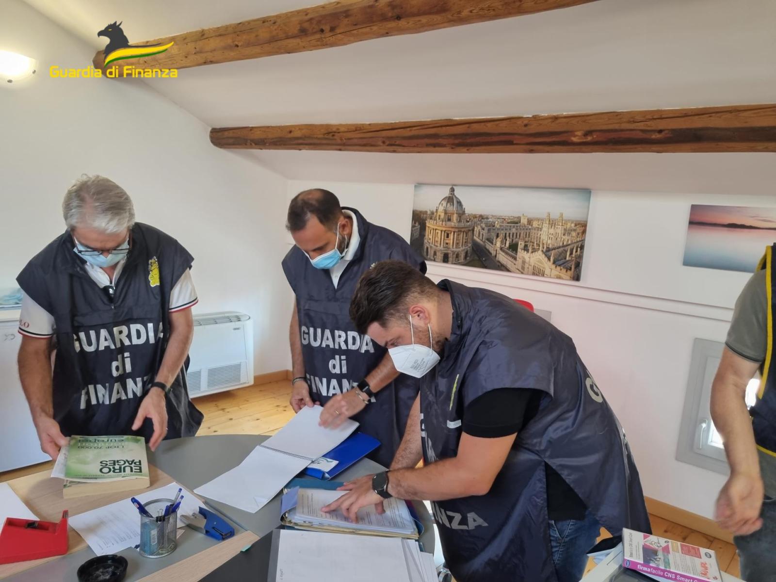 La grande truffa sui Fondi Covid