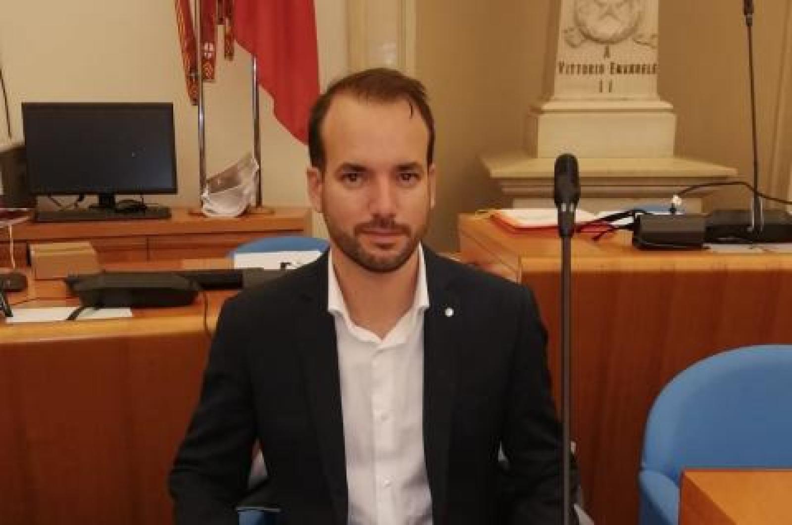 Centro cottura, la linea dura dell'assessore Brasiola