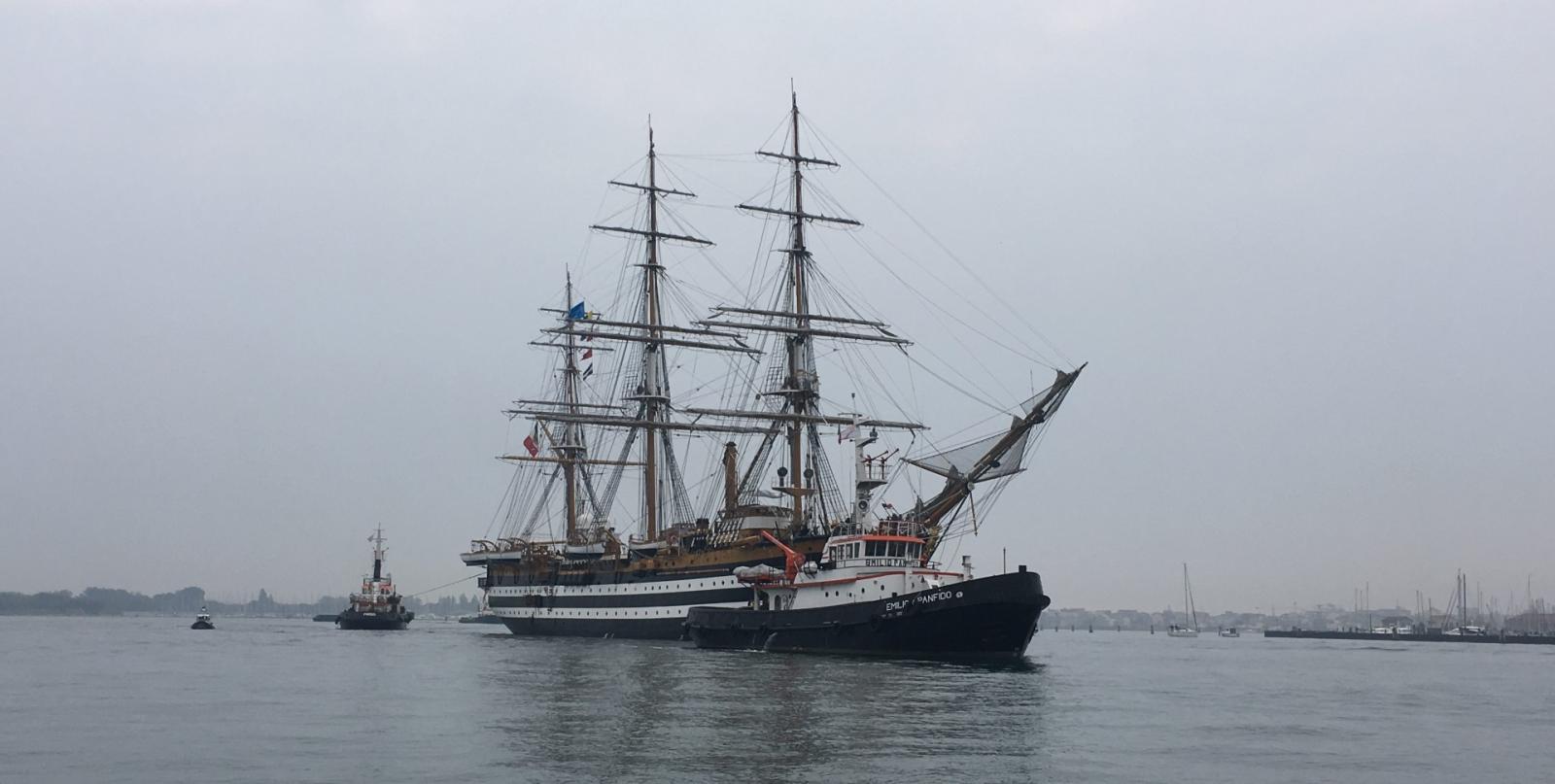 Il comandante dell'Amerigo Vespucci racconta il suo "punto pi&ugrave; alto"