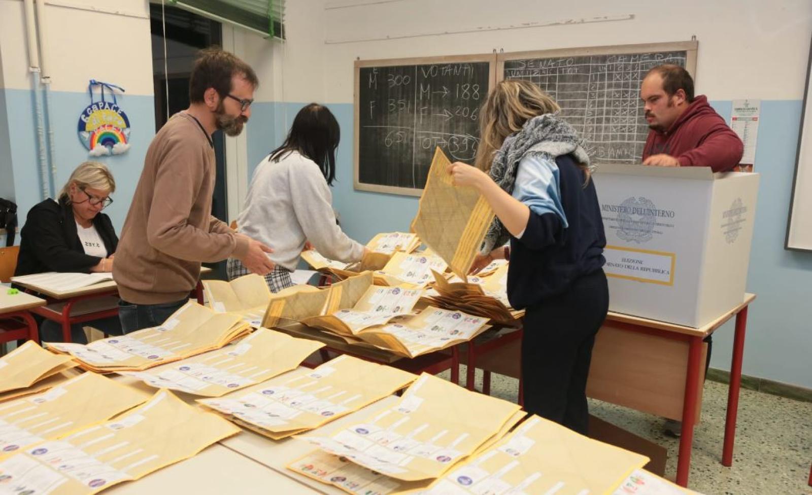 Chioggia: scrutinato il primo seggio, centrodestra al 62,9%