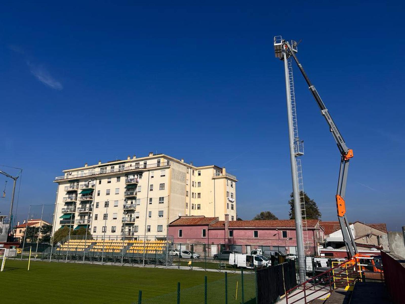 Al &ldquo;Ballarin&rdquo; ritorna l&rsquo;illuminazione