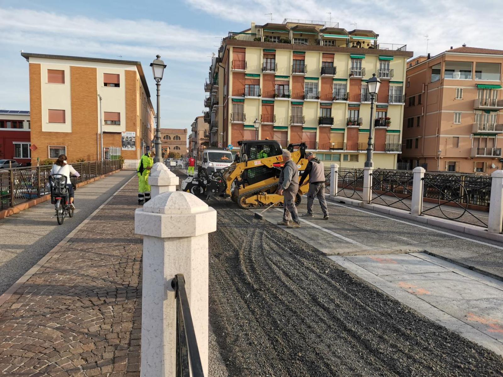 Ponte dei Cavanis, da venerd&igrave; si passa
