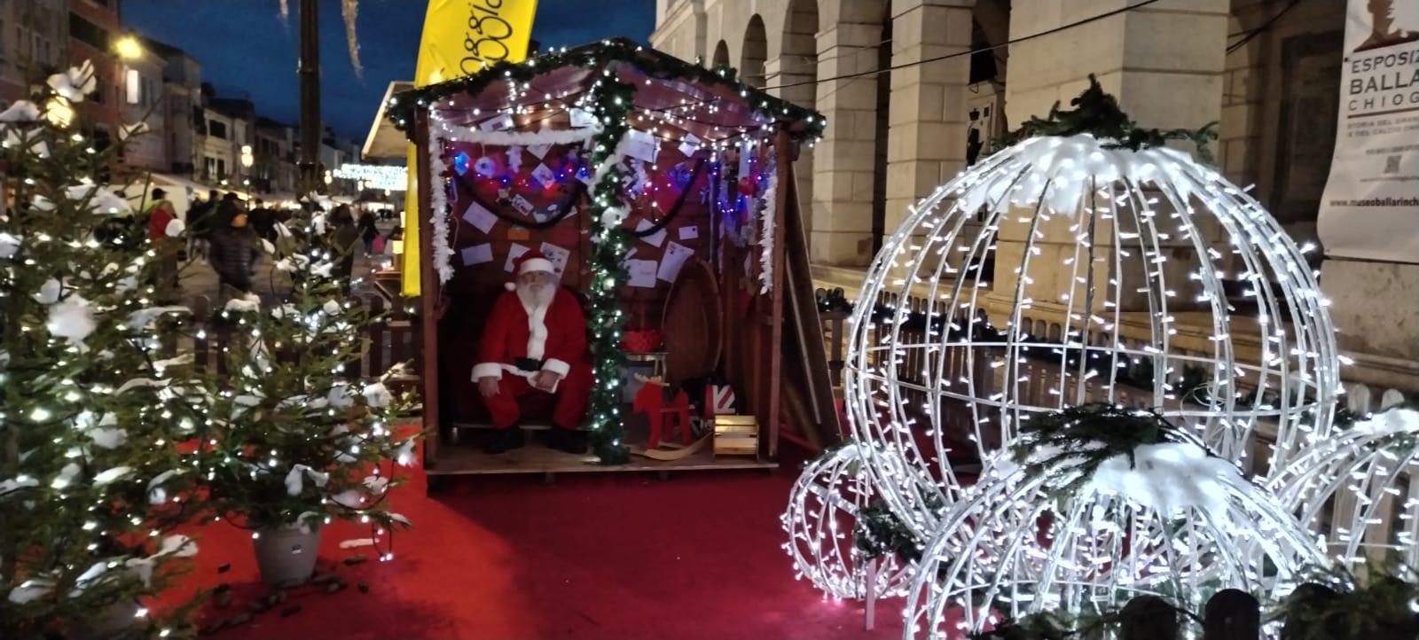 Maltempo, salta mezza animazione natalizia