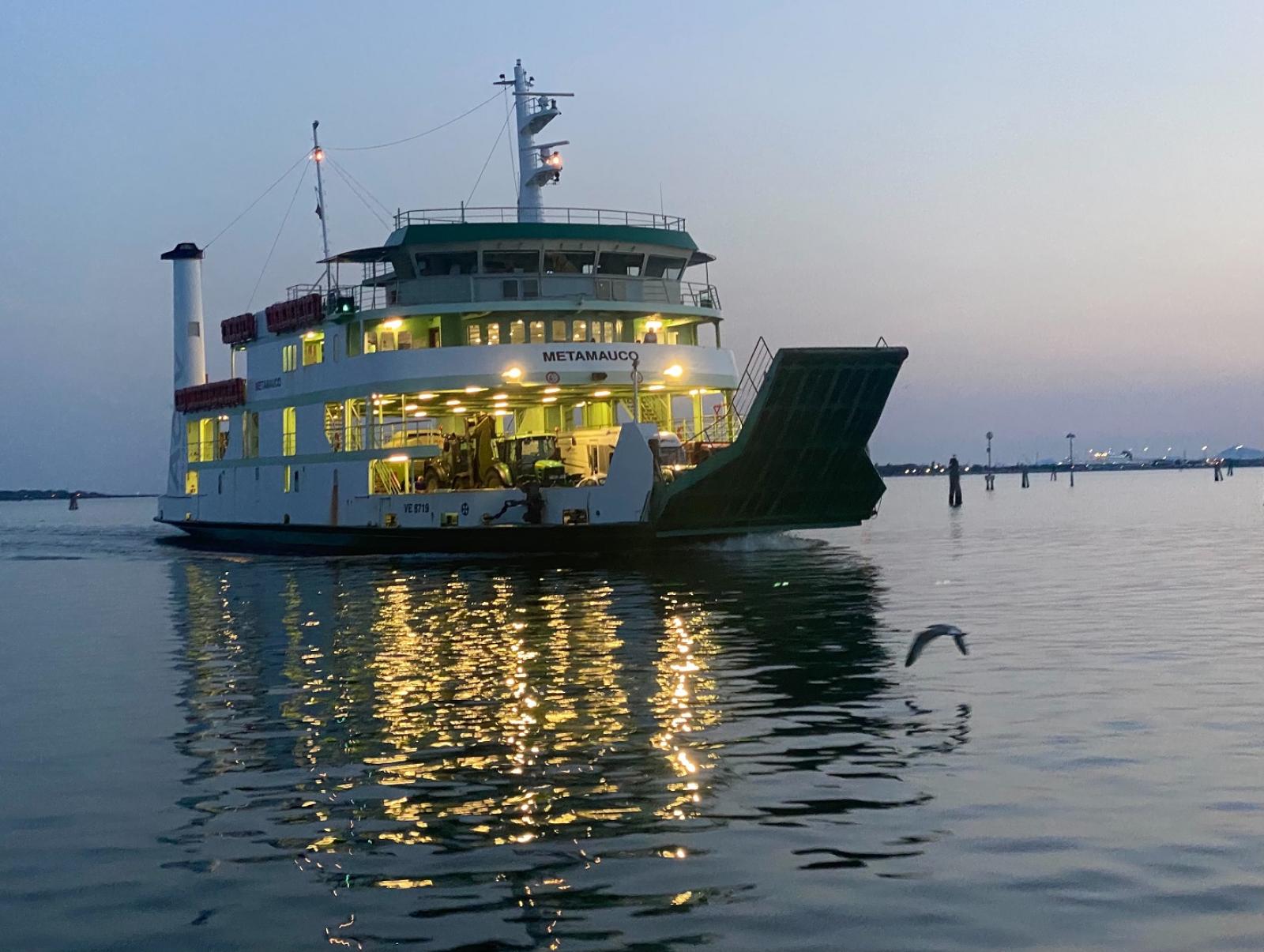 Tre ferry boat guasti a Natale, disagi a Venezia
