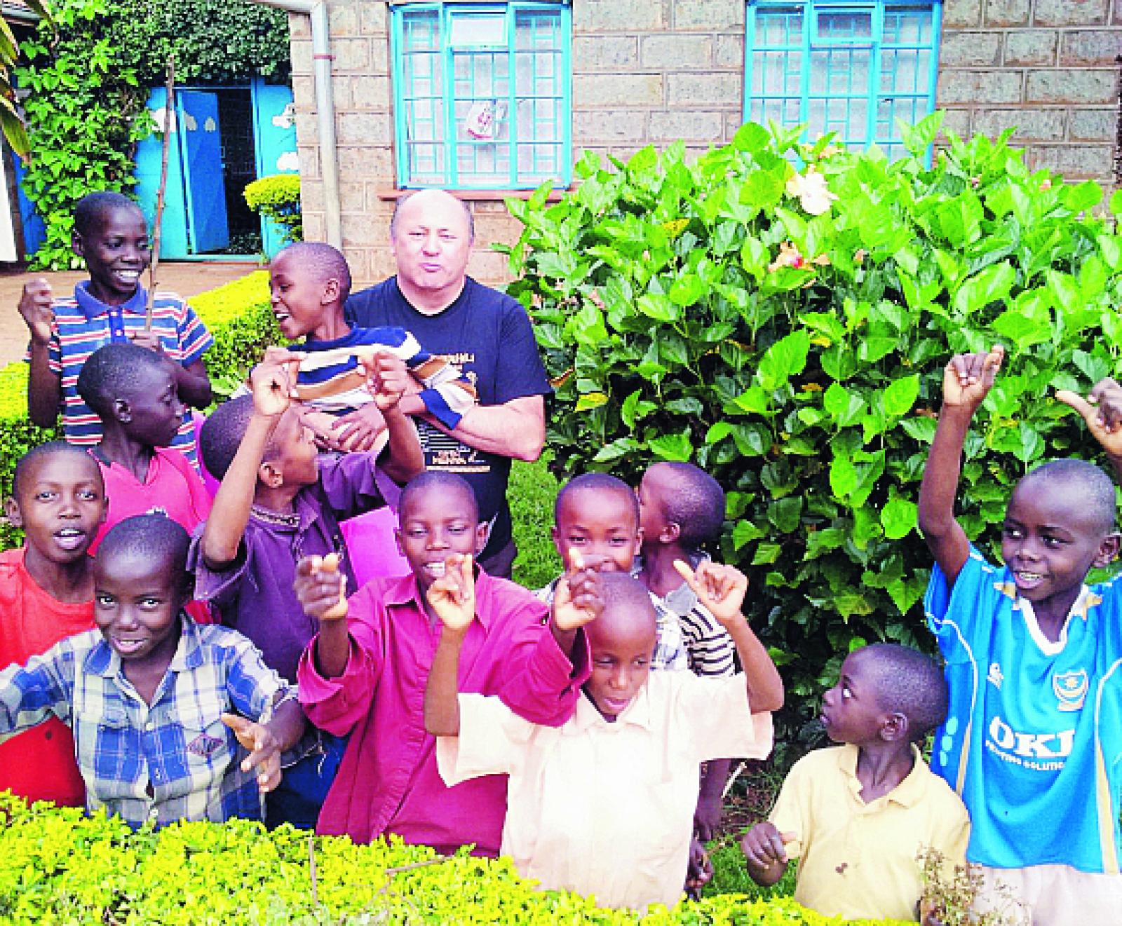 Pippo Zaccaria in aiuto ai bambini del Kenya