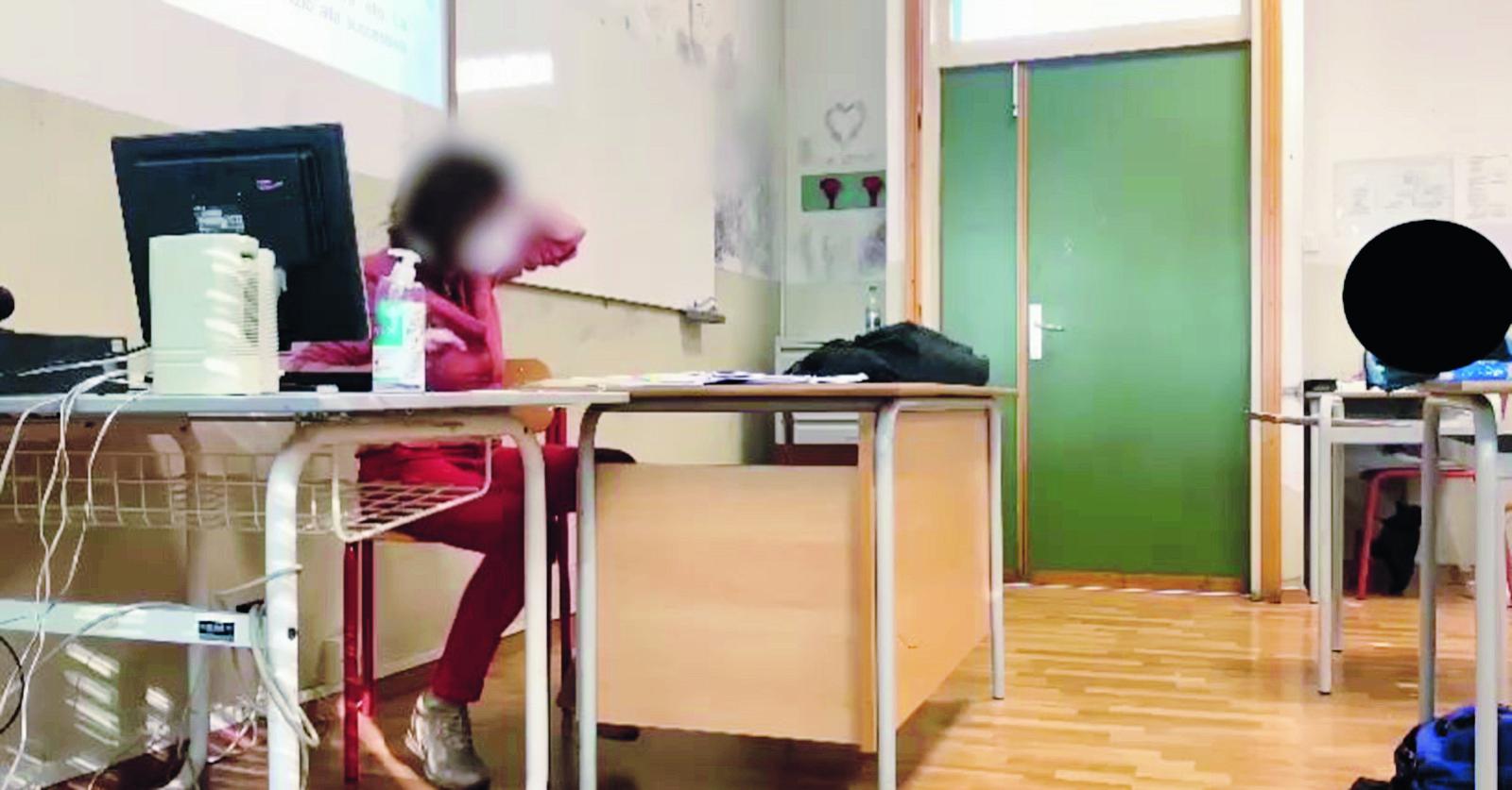 Avevano sparato alla prof, tutti promossi 