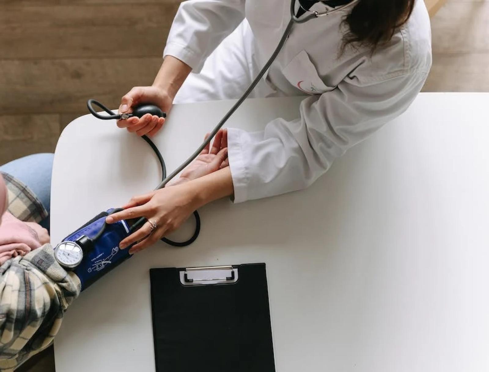 Medico in pensione, pazienti divisi