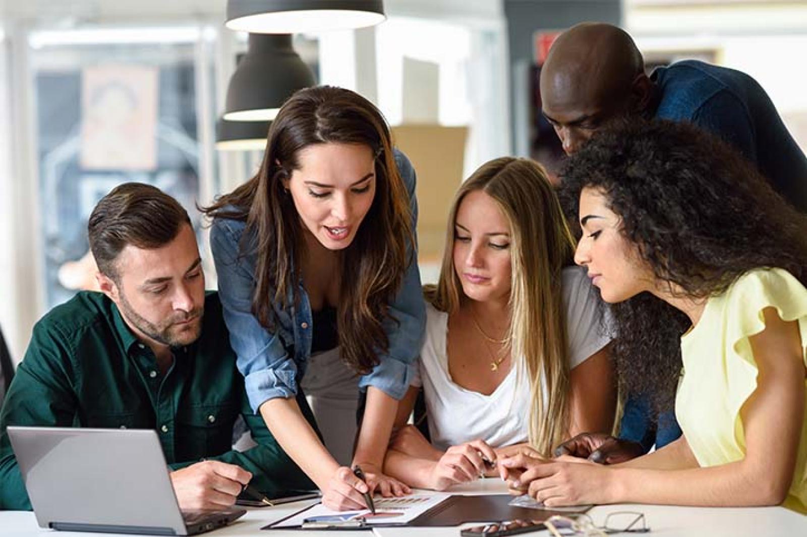 Il Terzo settore garantisce la mediazione linguistica