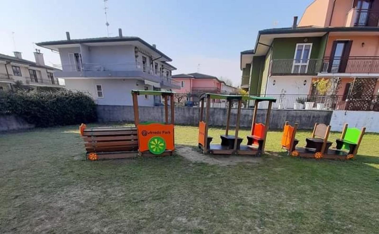 &ldquo;Riaprite i giardini pubblici&rdquo;