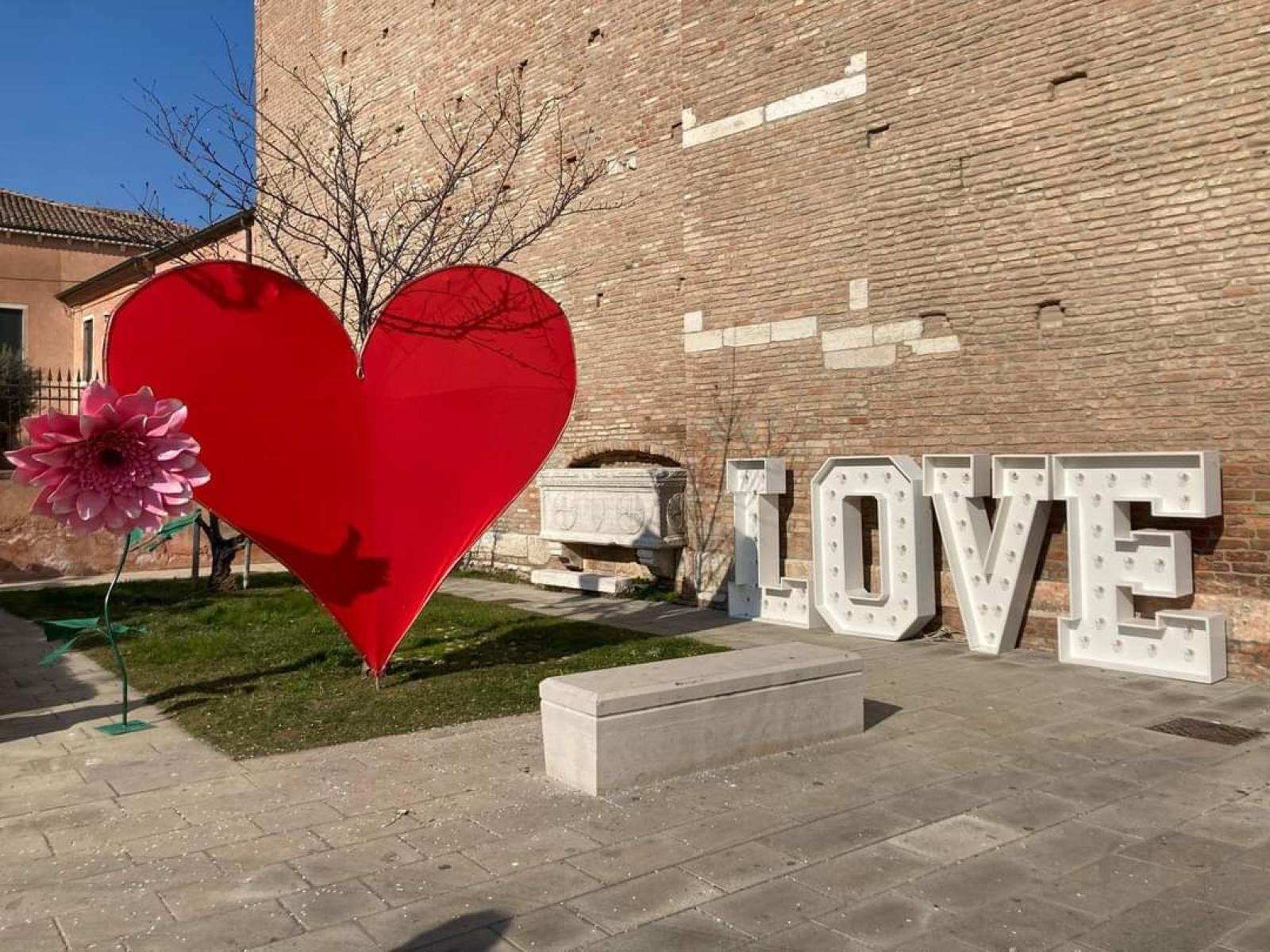 Per amore si balla, si gioca e si ride