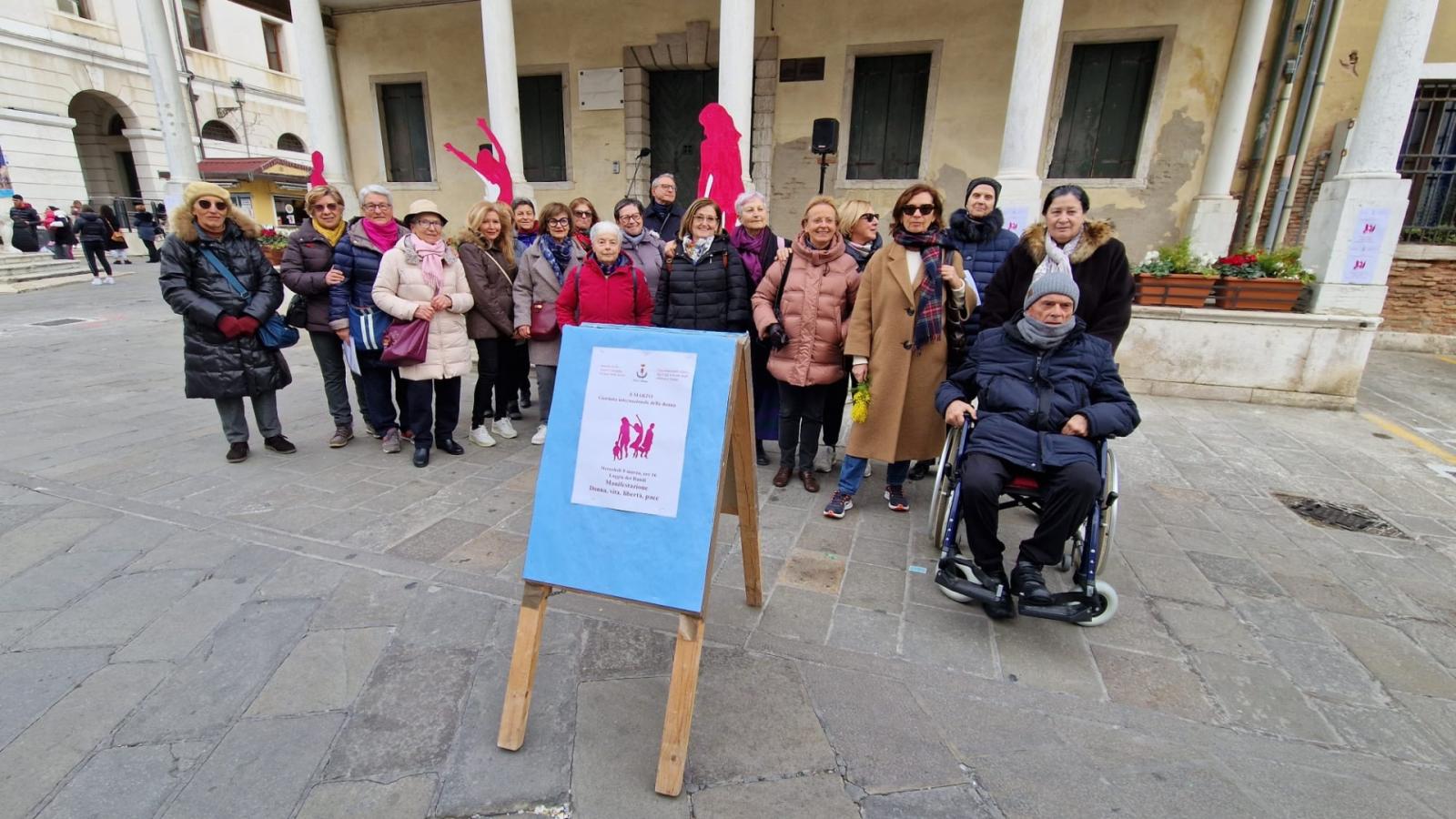 &ldquo;Pronte a lottare per la pace&rdquo;