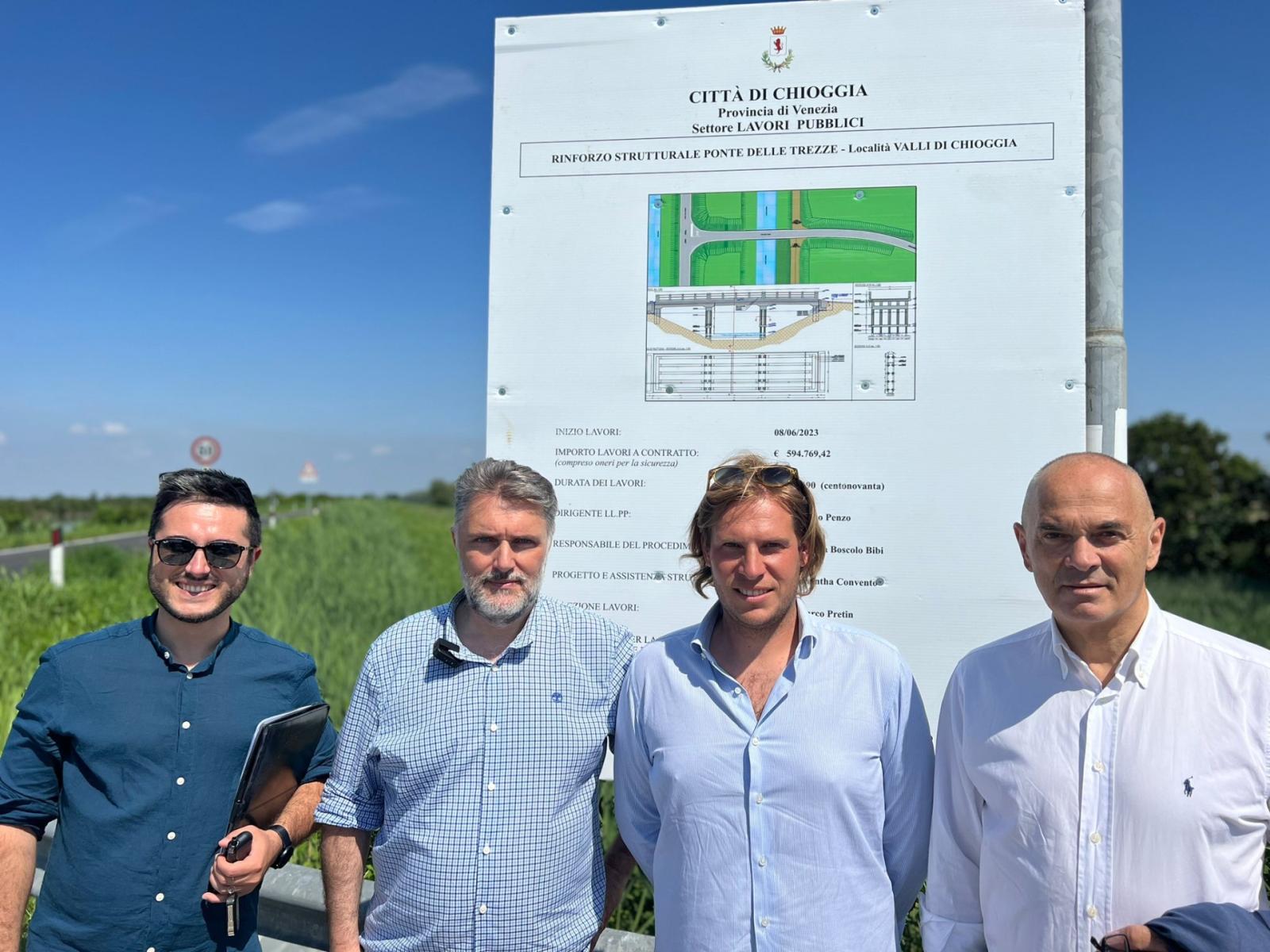 Via ai lavori del ponte delle Trezze