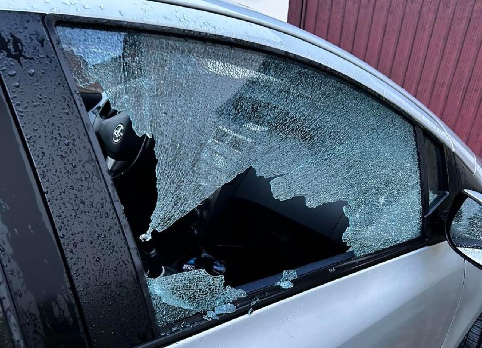 Raffica di furti a Cavarzere, i ladri spaccano le auto