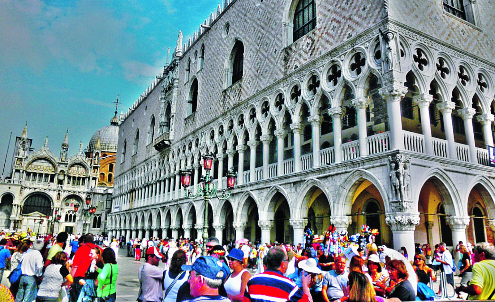 Venezia, alta tensione sul ticket