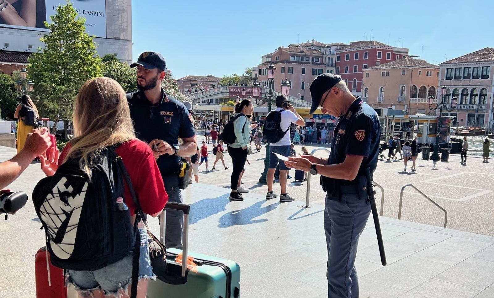 Furti a Venezia: cinque minorenni fermate dagli agenti antiborseggio