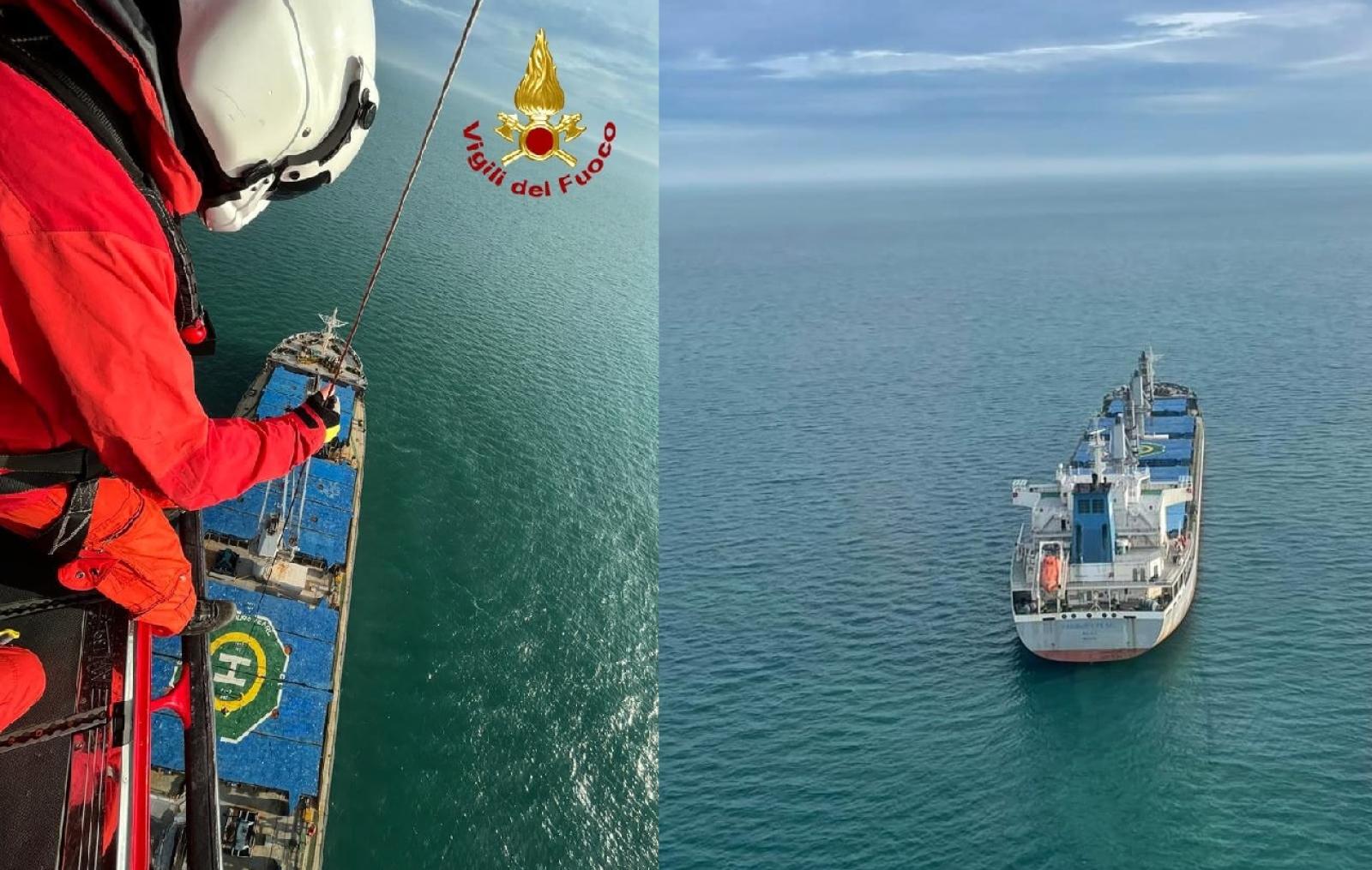 Soccorso in mare, Guardia costiera e Vigili del fuoco salvano un marittimo