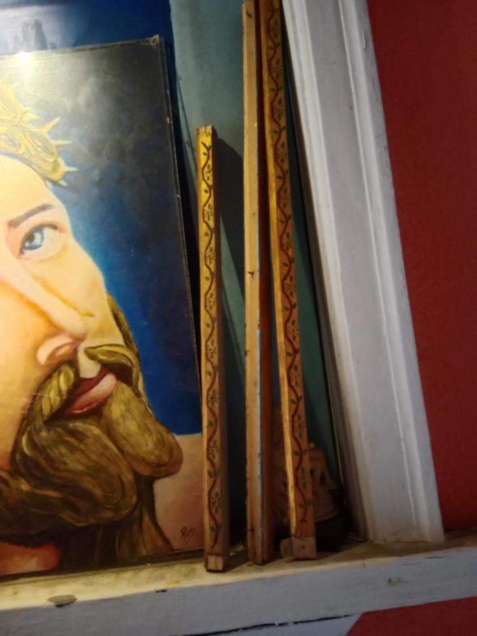 Tentano di rubare il Cristo dal capitello