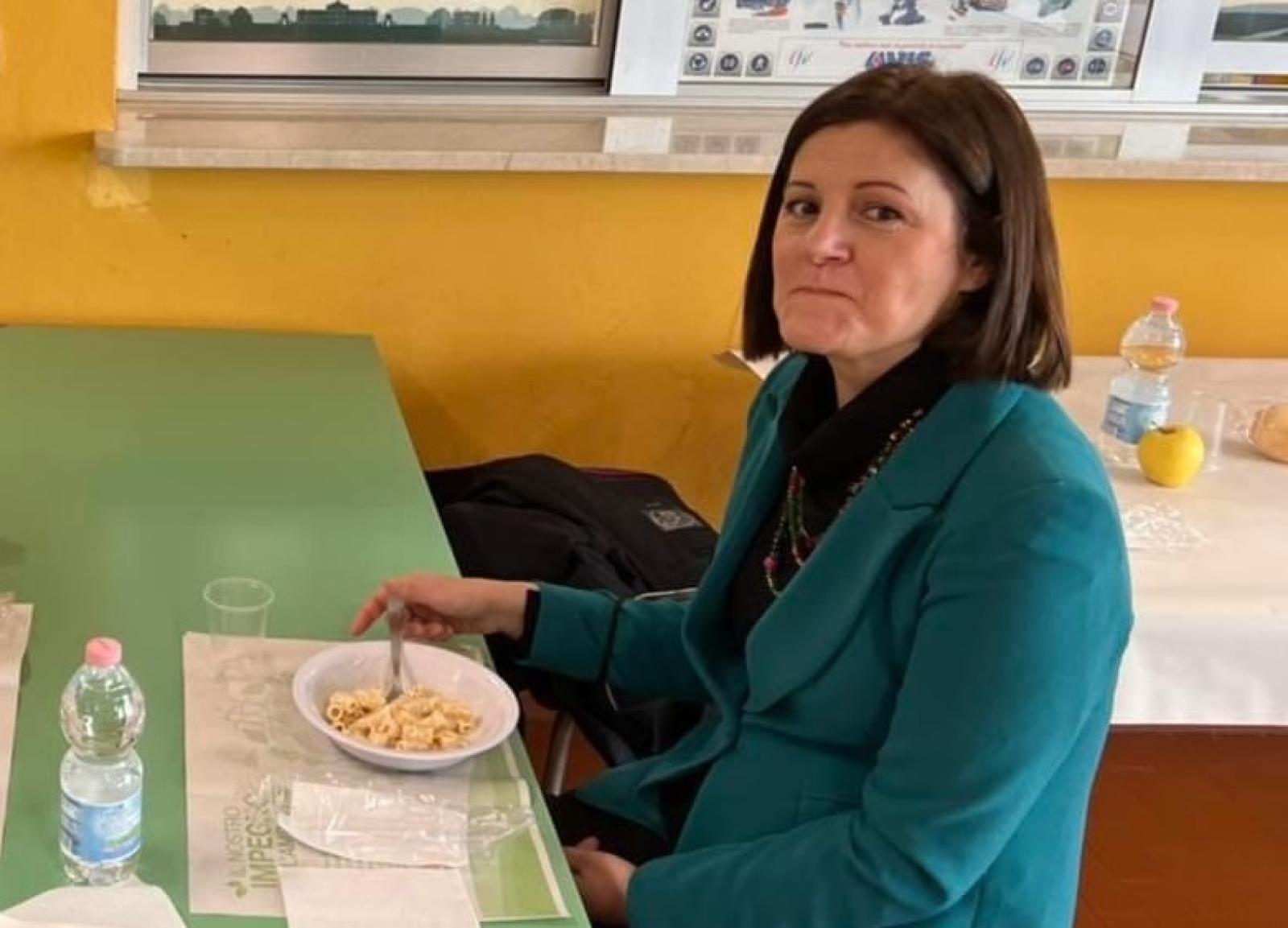 "Alla mensa porzioni ottime e pietanze di qualit&agrave;"