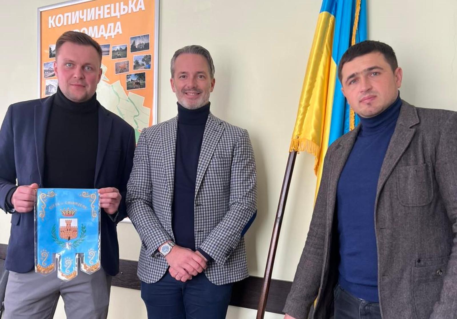 Munari in Ucraina al forum dei sindaci