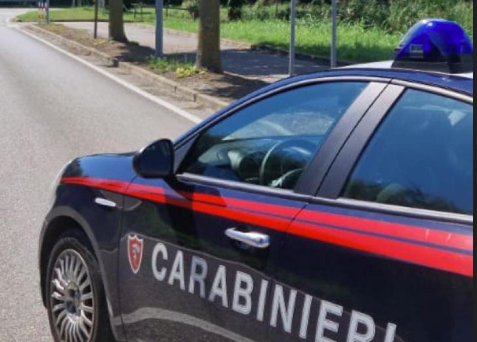 Anziano sorprende ladri in casa: aggredito con lo spary al peperoncino