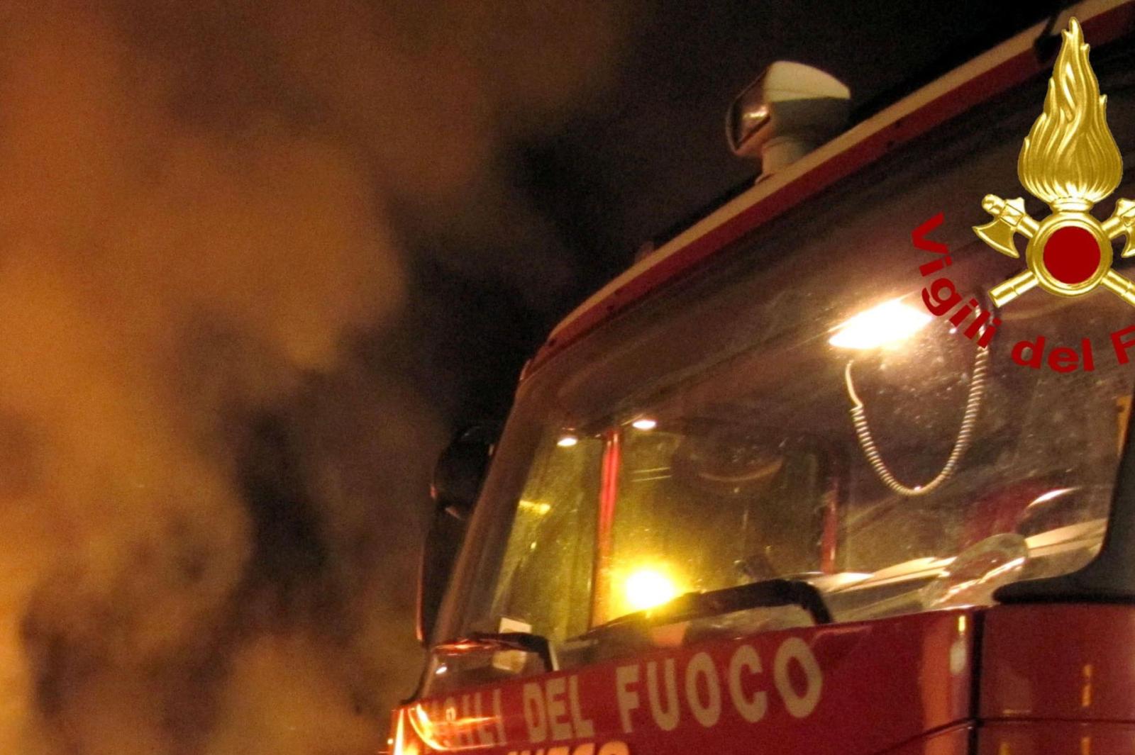 Fiamme in casa, c'&egrave; l'ombra di un piromane