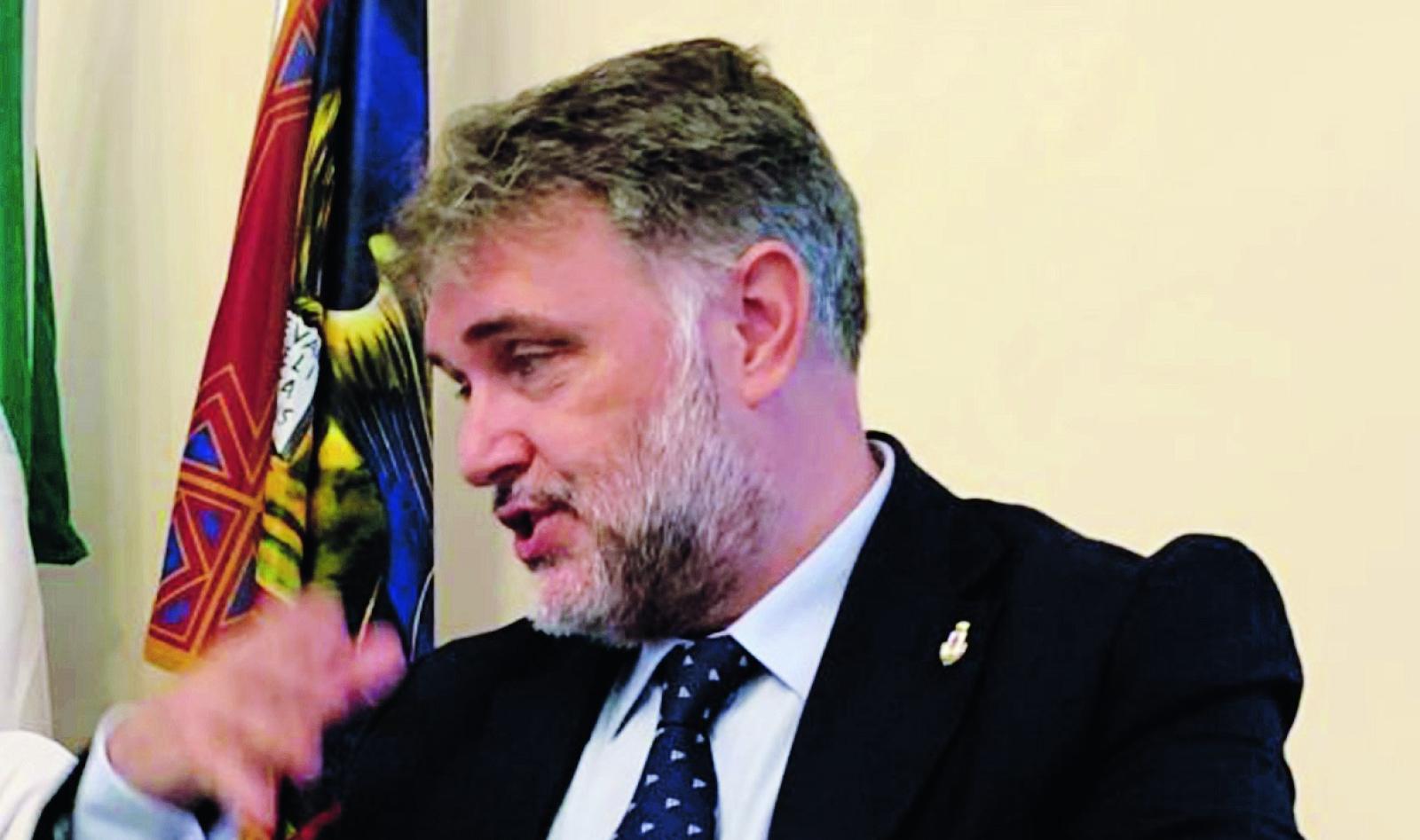 Crisi in maggioranza, il braccio di ferro pare infinito