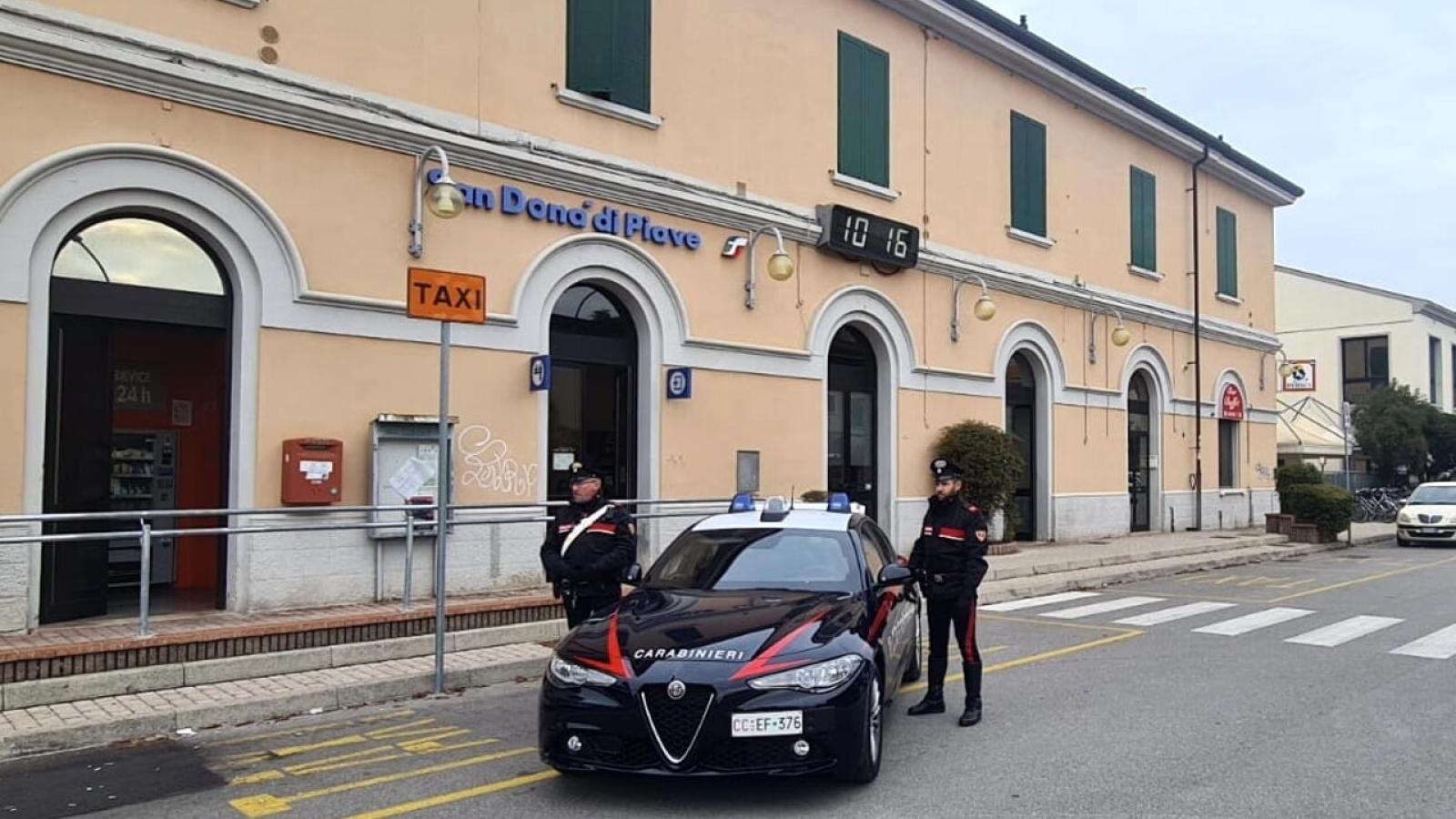 Spaccio di droga, denunciati due uomini
