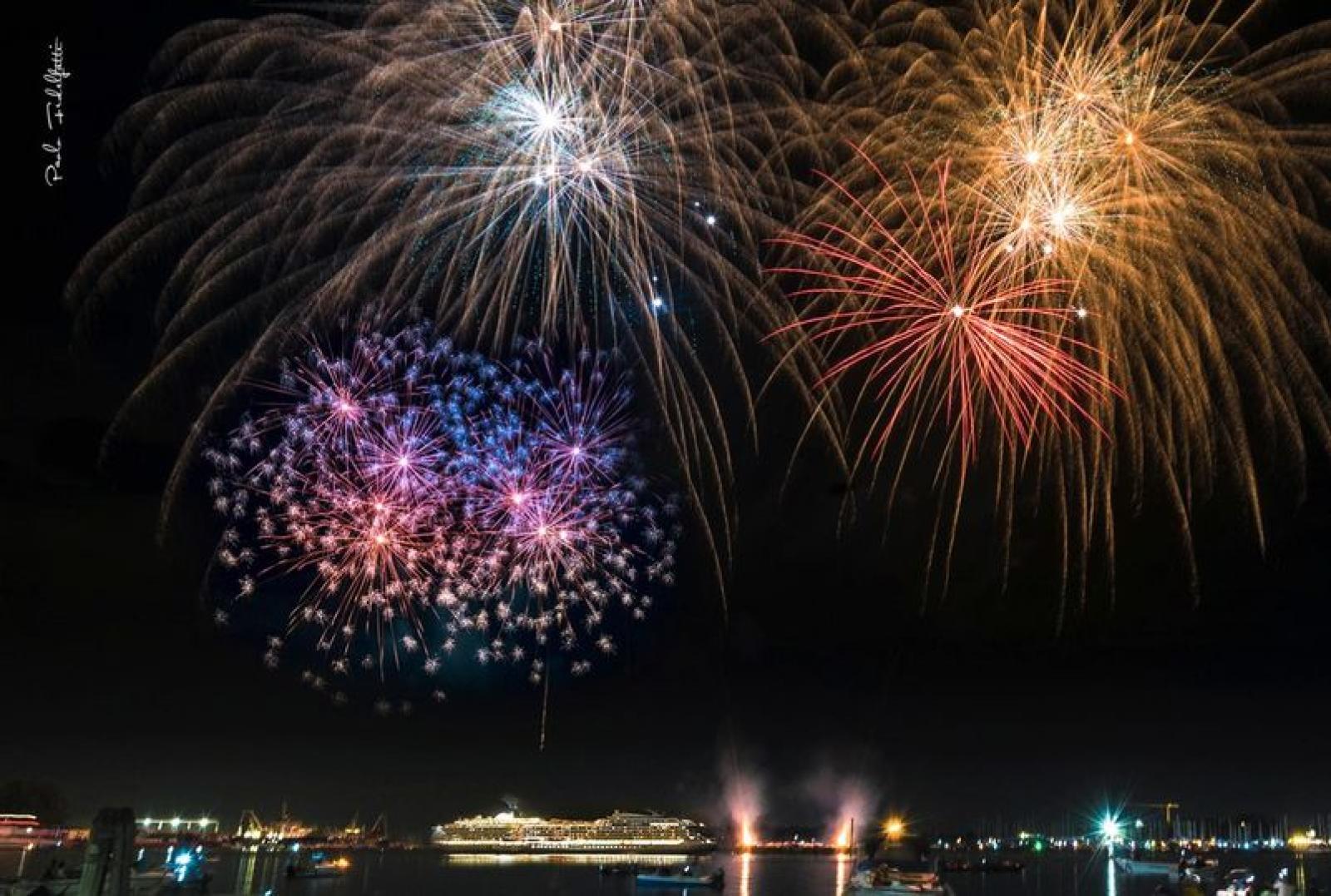 Ferragosto a Sottomarina torna la magia dei fuochi