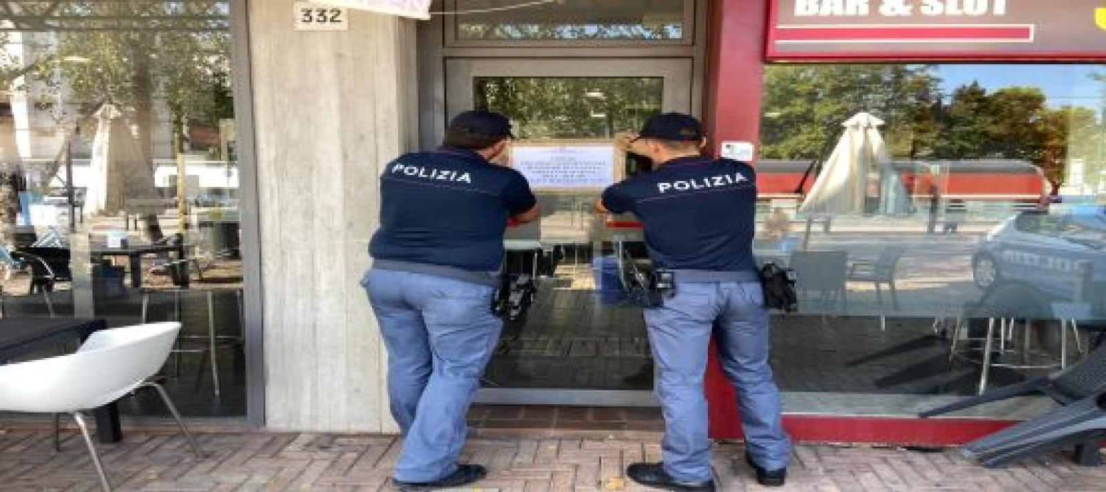 Rissa nel locale, arriva la chiusura