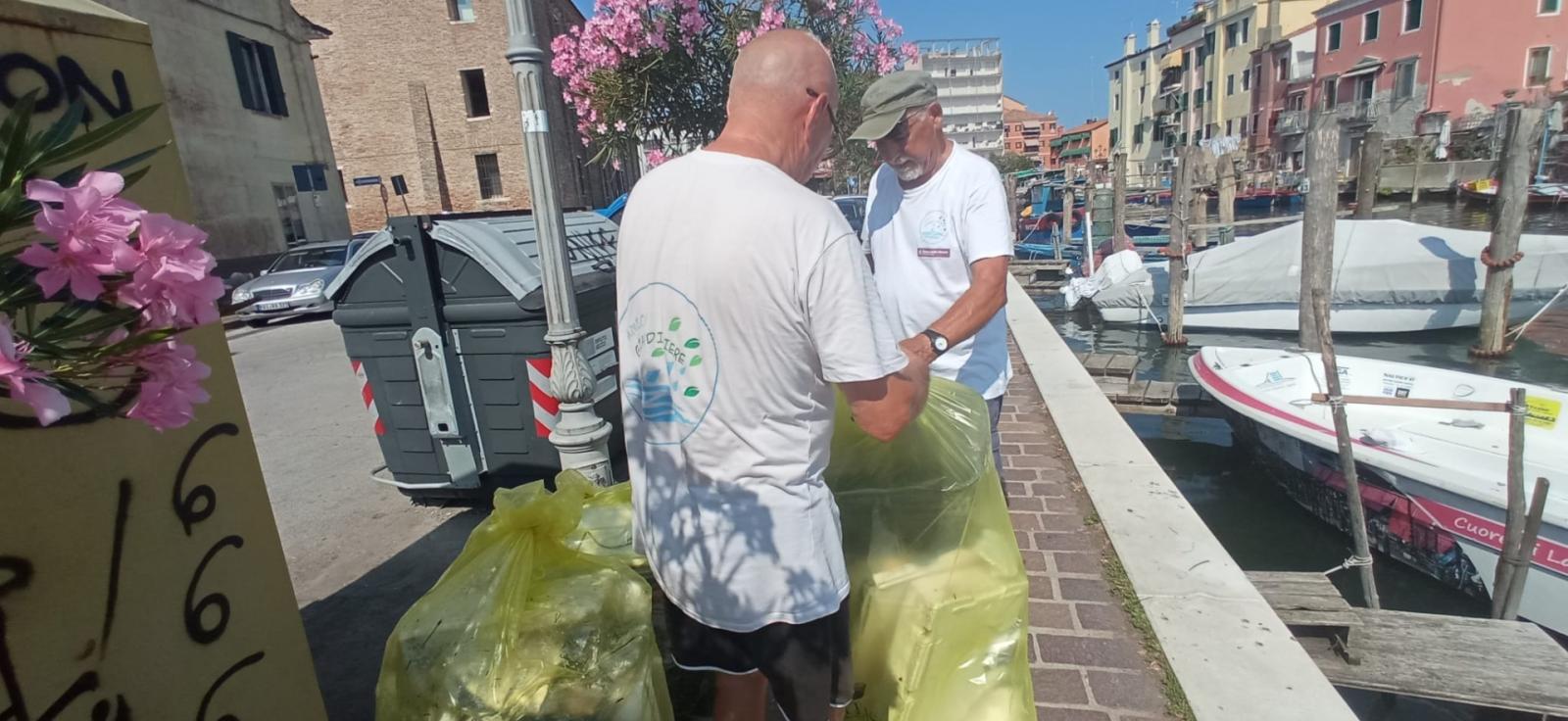 Tolti altri 60 chili di rifiuti