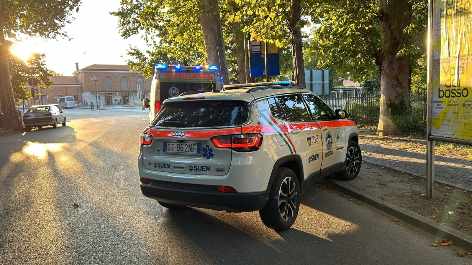 Malore in auto, evita l'incidente ma muore poco dopo
