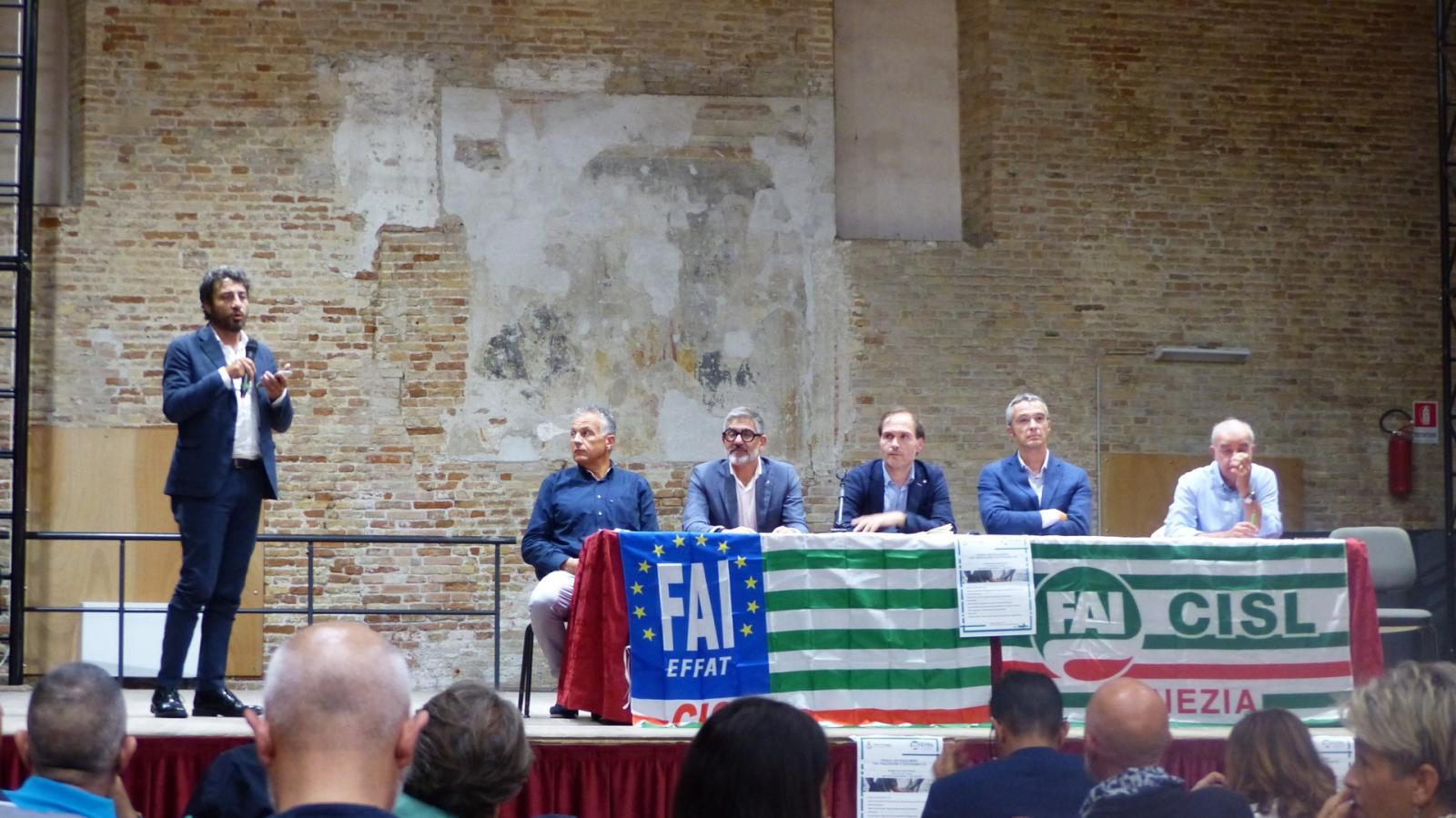 Persi 23mila addetti in 20 anni