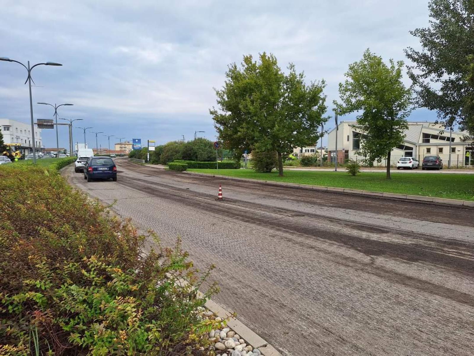 Asfaltature, i lavori procedono