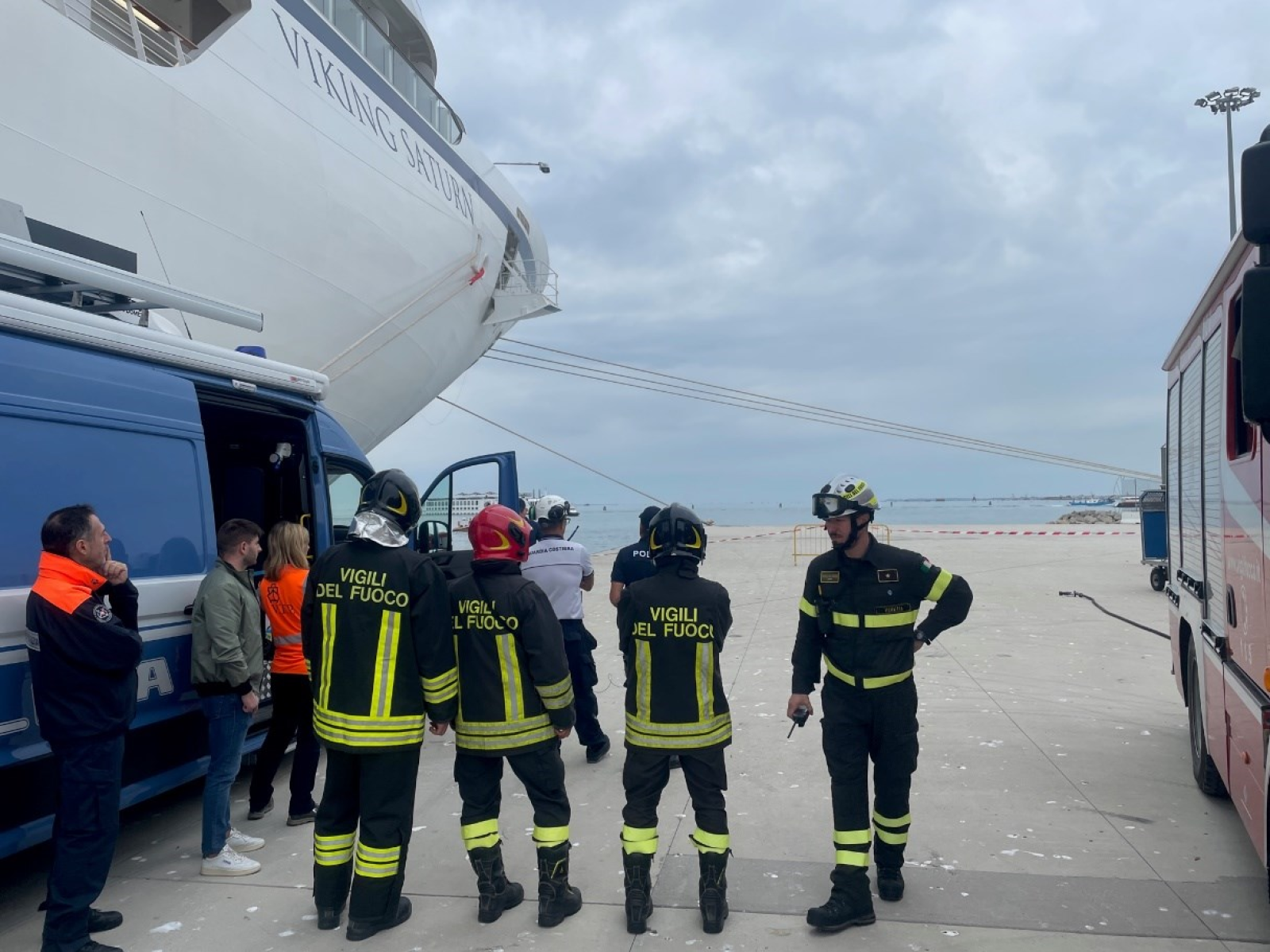 Pacco sospetto al terminal, scatta la task force